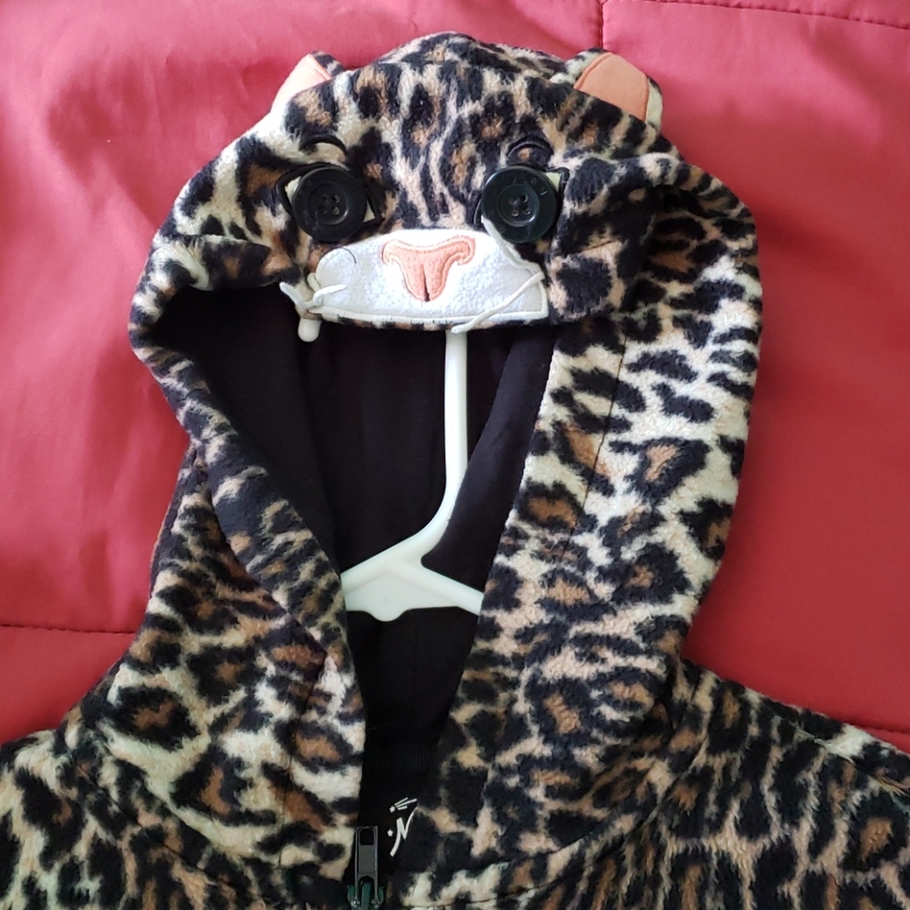 Cat onesie - Picture 3 of 3